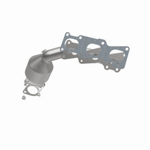 Load image into Gallery viewer, Magnaflow Conv DF 2007-2009 Sorento 3.3 3.8 L Manifold