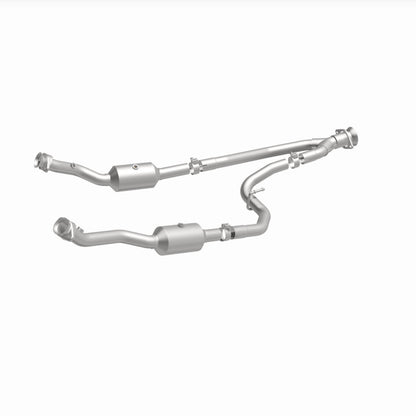 MagnaFlow 20-21 Ford Transit-150 Single Underbody V6 3.5L RWD Direct-Fit Catalytic Converter Magnaflow