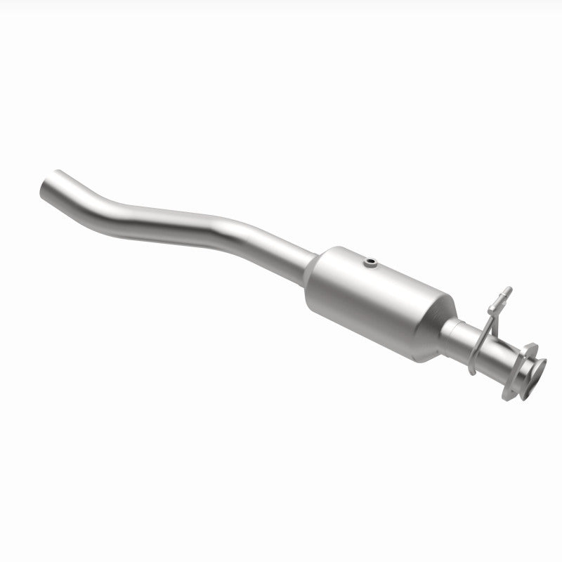 MagnaFlow 22-24 Ford F-650 V8 7.3L Underbody Direct Fit Catalytic Converter Magnaflow