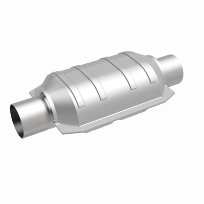 MagnaFlow Conv Univ 2.25 inch Inlet/Outlet Center/Center Oval (CA OBDII) Magnaflow
