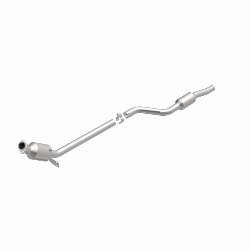 Magnaflow 12-14 C350 V6 3.5 OEM Underbody Direct Fit Converter Magnaflow