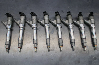 Dynomite Diesel DDPNLLY-100 45 percent over new injector set for 2004.5-2005 Chevy Silverado and GMC Sierra 2500HD and 3500 6.6L Duramax LLY trucks