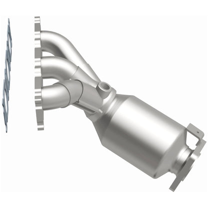 Magnaflow 2007 XC90 3.2L Underbody Direct Fit Converter Magnaflow