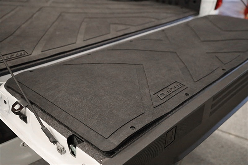 Dee Zee Heavy-Duty Rubber Tailgate Mat, part DZ 76700