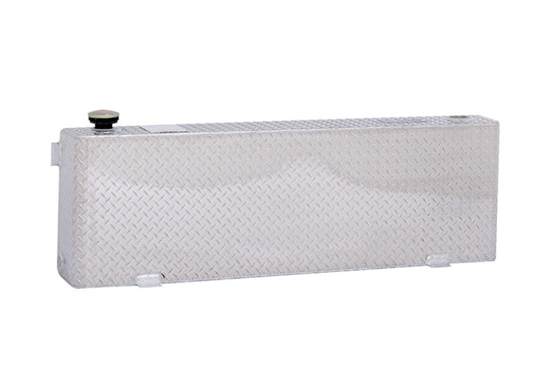 Dee Zee 40-Gallon Brite-Tread Aluminum Long-Rectangle Auxiliary Transfer Tank, part DZ 91752X