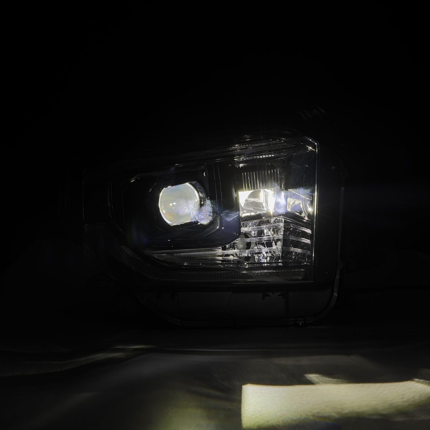 AlphaRex 880836 14-21 Toyota Tundra MK II LUXX-Series LED Projector Headlights Alpha - 880836