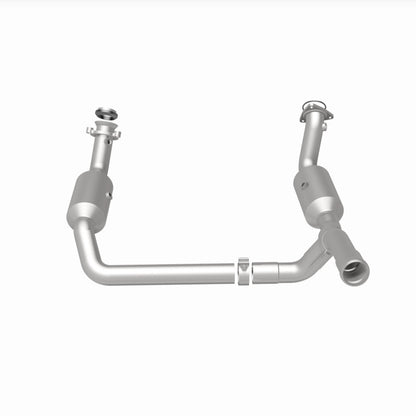 Magnaflow 19-20 GMC Sierra 1500 Single Underbody 4.3L/5.3L Direct Fit Catalytic Converter Magnaflow