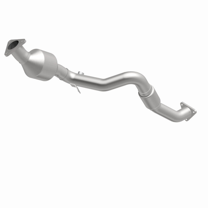 MagnaFlow Conv DF 07 VW Touareg 3.6L Front close Magnaflow