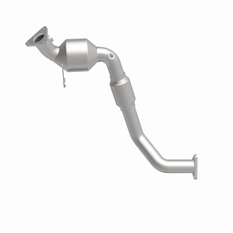 MagnaFlow Conv DF 07 VW Touareg 3.6L Rear close Magnaflow