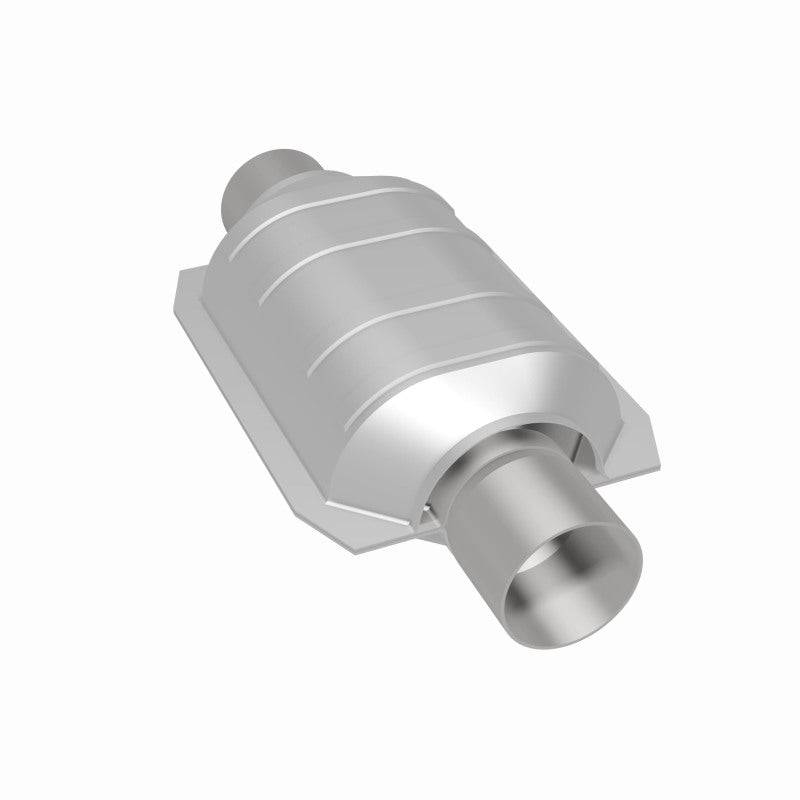 MagnaFlow Conv Univ 2.25inch w/ single O2 Magnaflow