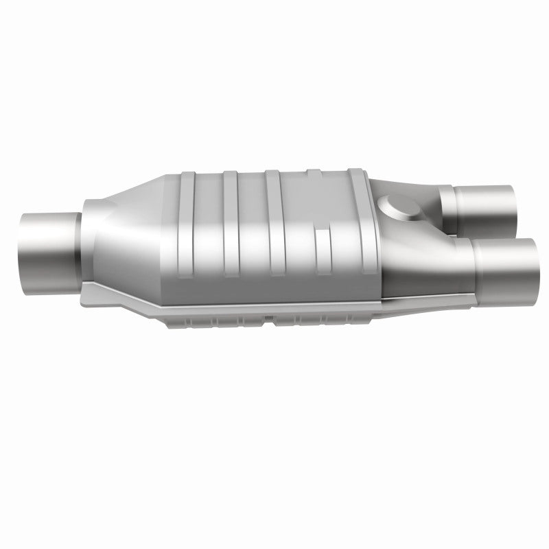 MagnaFlow Conv Univ 2inch Inlet/2.5inch Outlet Dual/Single Oval Shape Magnaflow