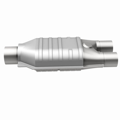 MagnaFlow Conv Univ 2inch Inlet/2.5inch Outlet Dual/Single Oval Shape Magnaflow