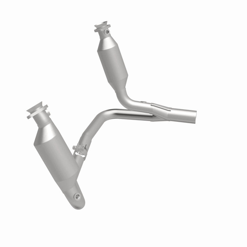 Magnaflow 2004 Dodge Dakota 3.7L Direct Fit Catalytic Converter Magnaflow
