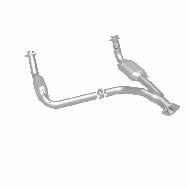 MagnaFlow Conv DF 00-01Tahoe/Yukon V8 5.7L Magnaflow