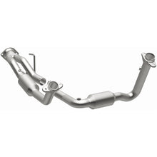 Load image into Gallery viewer, Magnaflow 07-10 Jeep Grand Cherokee V6 3.7L Direct-Fit Catalytic Converter