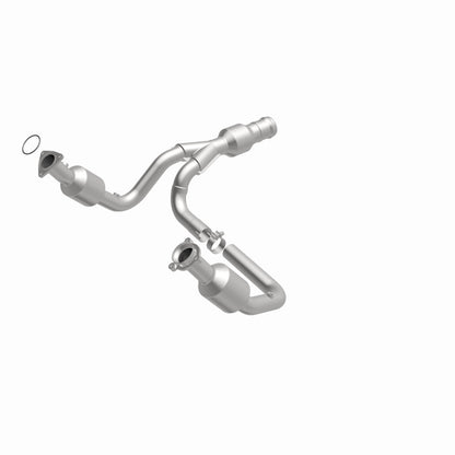MagnaFlow Converter Direct Fit 2015 GMC Yukon XL V8 6.2L Magnaflow