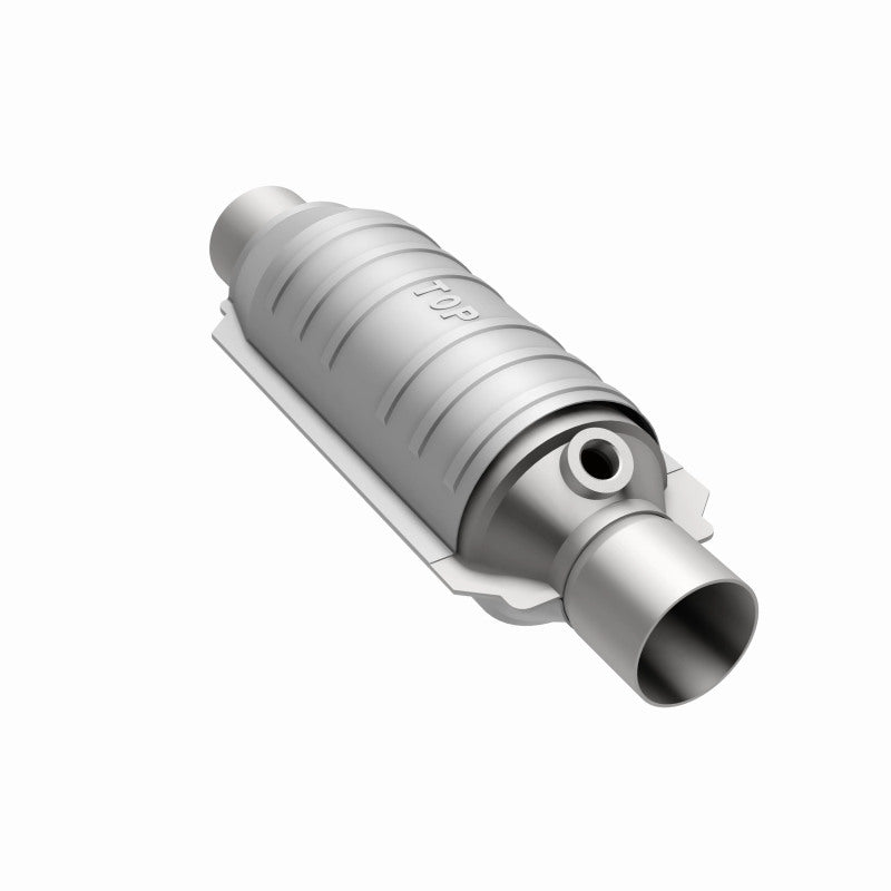 Magnaflow Conv Univ 2.25 1/O2 CA Magnaflow