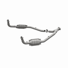 Load image into Gallery viewer, MagnaFlow Conv DF 97 Land Rover Defender 90 4.0L Y-Pipe Assy / 96-99 Discovery 4.0L Y-Pipe Assy