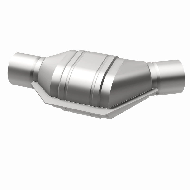 MagnaFlow Conv Univ 2.25in Inlet/Outlet Angled Offset/Center Calif OBDII Magnaflow
