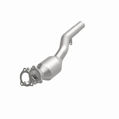 Magnaflow 10-11 Cayenne V8 4.8 OEM Underbody Direct Fit Converter Magnaflow