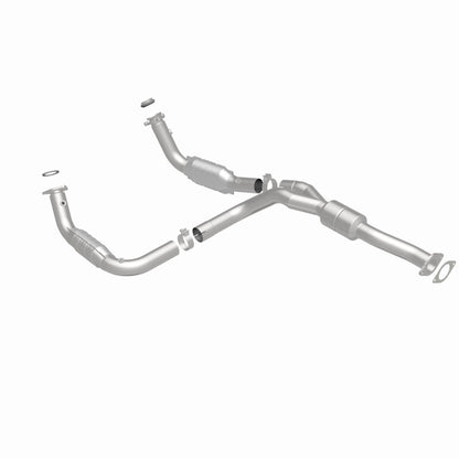 Magnaflow Conv DF 2011-2012 EXPRESS 2500 6.0L 6.0L Underbody Magnaflow