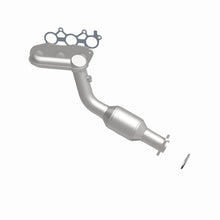 Load image into Gallery viewer, MagnaFlow Direct-Fit SS Catalytic Converter 2006 Lexus GS300 V6 3.0L DS