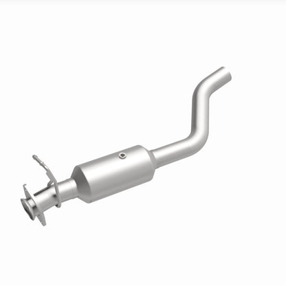 MagnaFlow 22-24 Ford F-650 V8 7.3L Underbody Direct Fit Catalytic Converter Magnaflow