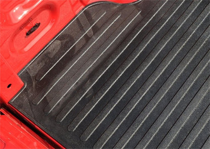Deezee 99-06 GM Silverado/Sierra/07 Classic 6.5ft. Heavyweight Bed Mat