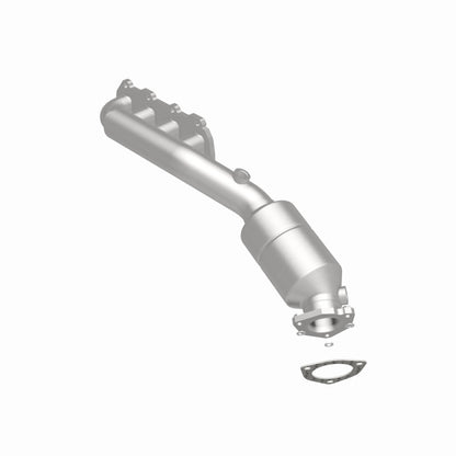 MagnaFlow Conv DF 02-04 VW Passat 4.0L Magnaflow