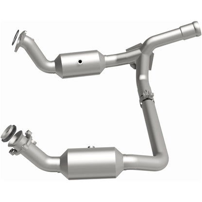 Magnaflow 19-20 GMC Sierra 1500 Single Underbody 4.3L/5.3L Direct Fit Catalytic Converter Magnaflow