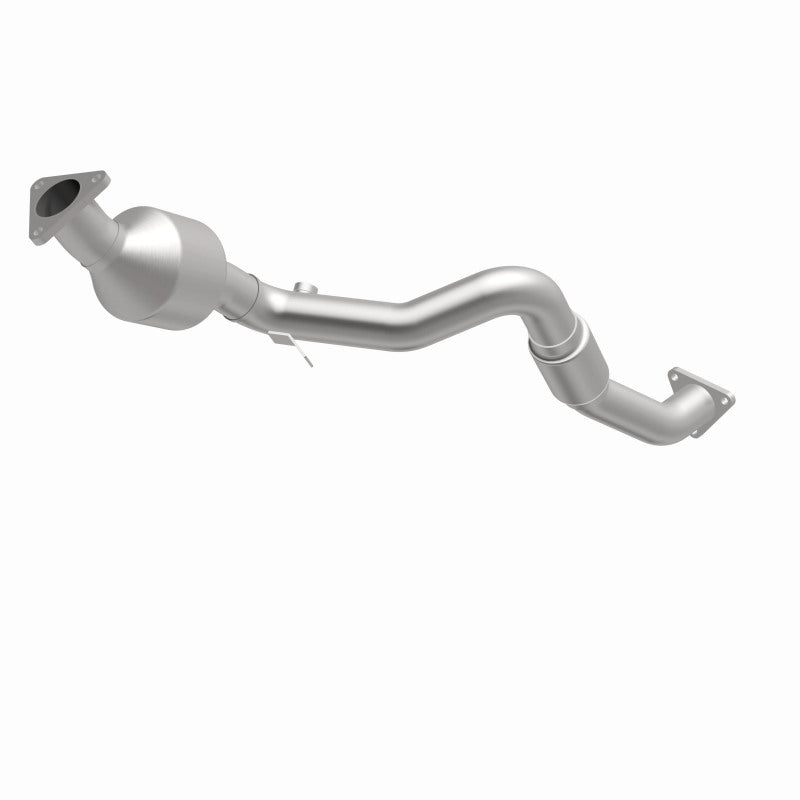 MagnaFlow Conv DF 07 VW Touareg 3.6L Front close Magnaflow