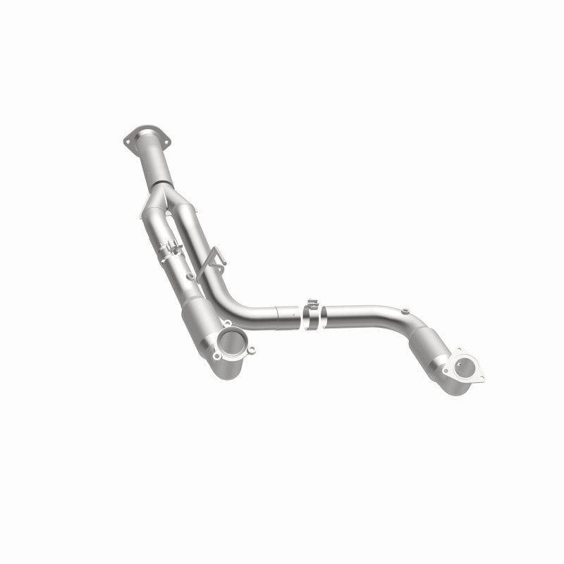 Magnaflow 11-15 Chevrolet Silverado 2500 HD 6.0L Direct Fit Converter Magnaflow