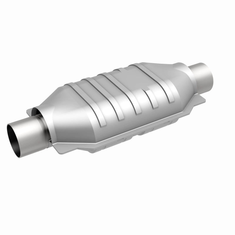 MagnaFlow Conv Univ 2.5in Inlet/Outlet Center/Center Oval 12in Body L x 7in W x 16in Overall L Magnaflow
