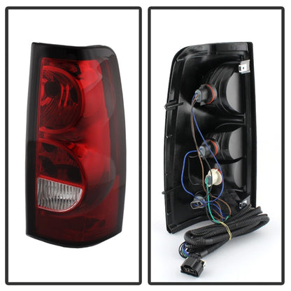 xTune 03-06 Chevrolet Silverado 1500 (w/o Stepside) Tail Light - OEM Right (ALT-JH-CS03-OE-R) SPYDER