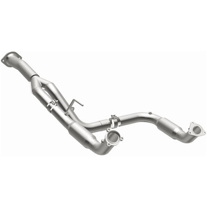 Magnaflow 11-15 Chevrolet Silverado 2500 HD 6.0L Direct Fit Converter Magnaflow