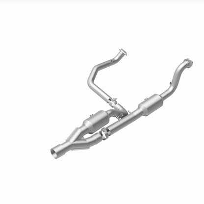 Magnaflow 14-18 2500 V8 6.4 OEM Underbody Direct Fit Converter Magnaflow
