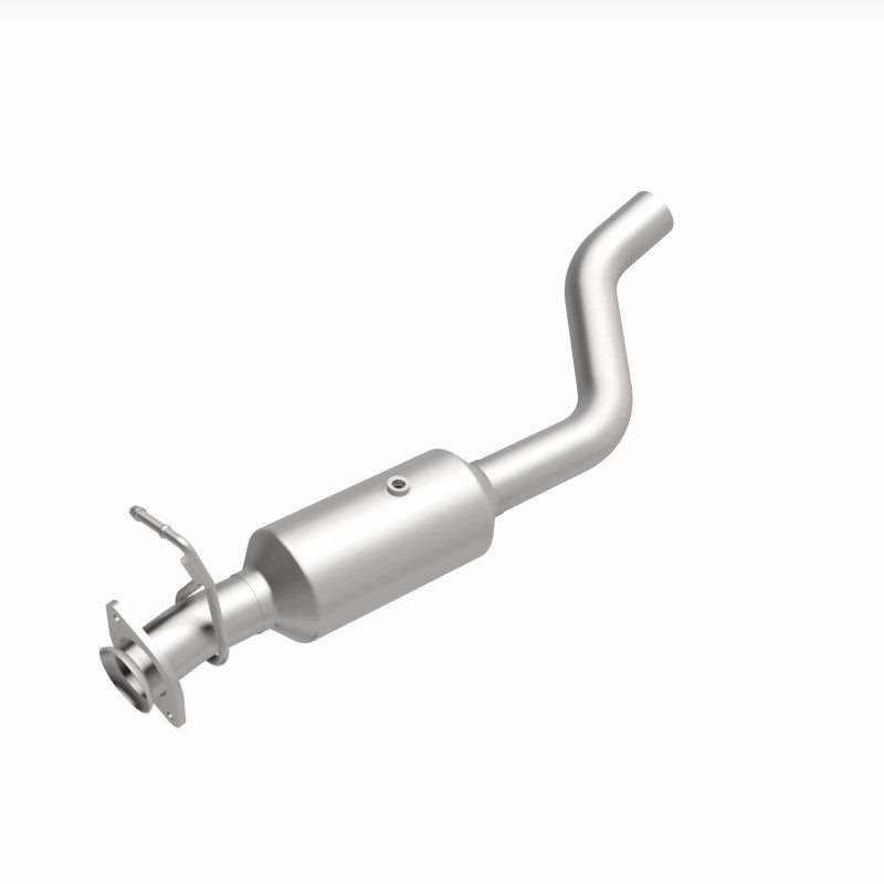 MagnaFlow 22-24 Ford F-650 V8 7.3L Underbody Direct Fit Catalytic Converter Magnaflow