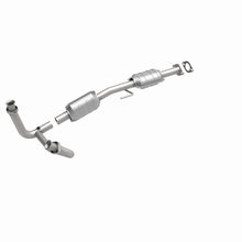 Load image into Gallery viewer, MagnaFlow Conv DF 86-97 Ford Aerostar 3.0L