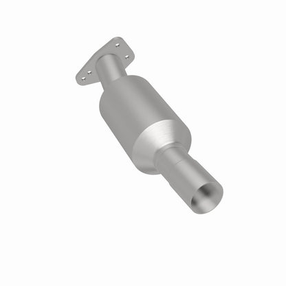 Magnaflow GM Passenger car CA Direct Fit Converter Magnaflow