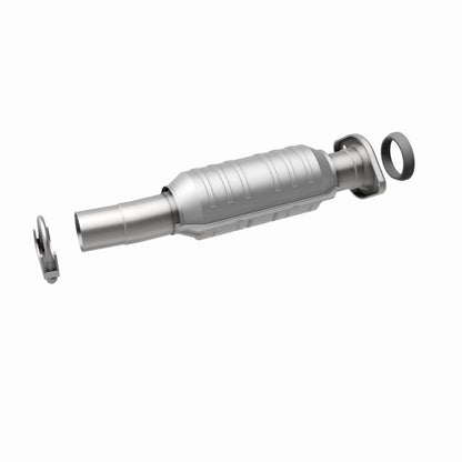 MagnaFlow Conv DF 04 Toyota Sienna 3.3L Magnaflow