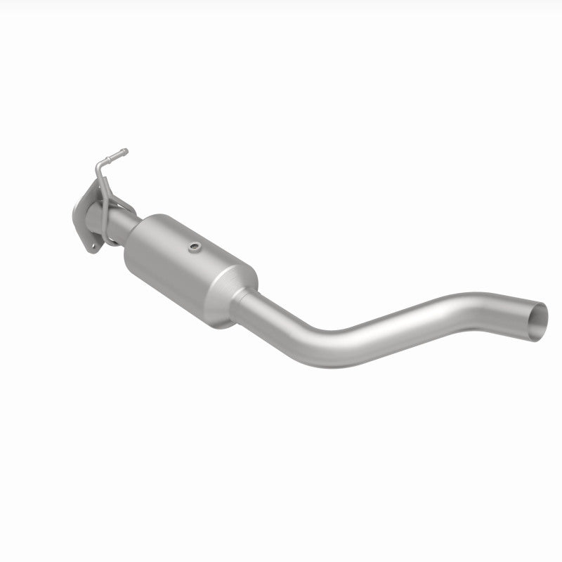 MagnaFlow 22-24 Ford F-650 V8 7.3L Underbody Direct Fit Catalytic Converter Magnaflow