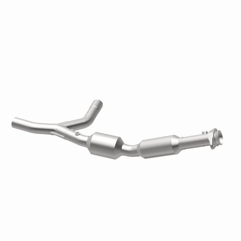 Magnaflow 2007 Ford E-150 4.6L Direct Fit Converter Magnaflow