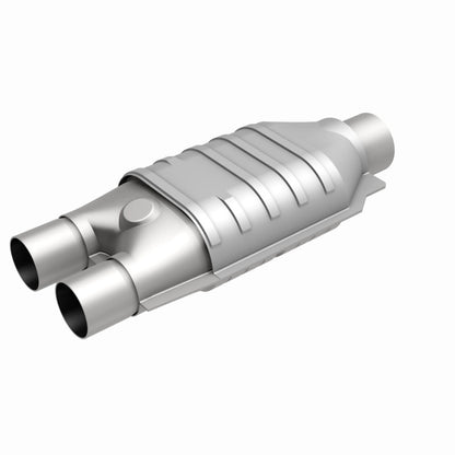 MagnaFlow Conv Univ 2inch Inlet/2.5inch Outlet Dual/Single Oval Shape Magnaflow