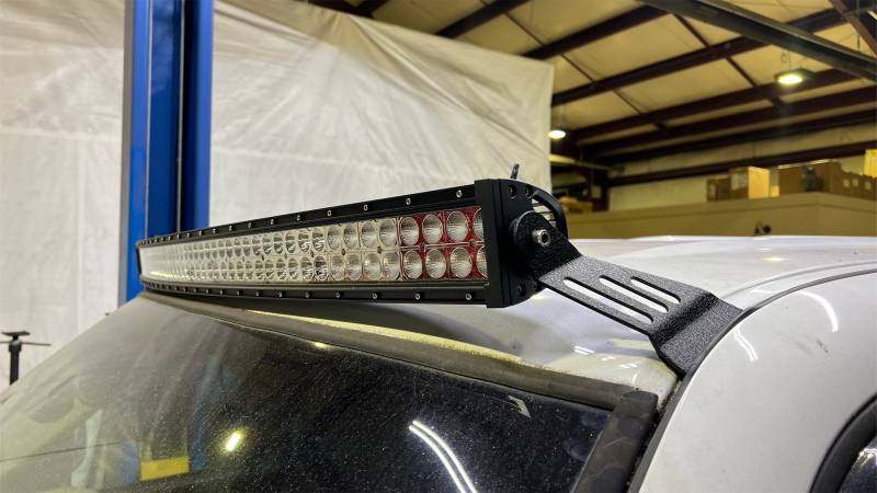 Fishbone Offroad 99-06 Chevrolet Silverado/Tahoe/Suburban Roof Mounted 50in Lightbar Bracket - Black Fishbone Offroad