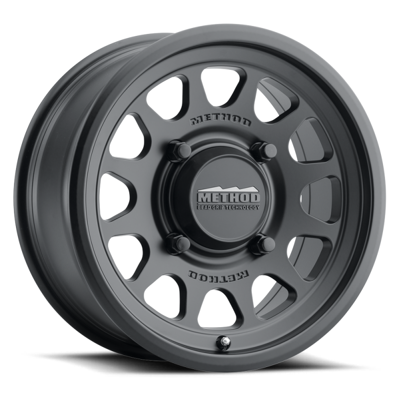 Method MR414 Bead Grip 15x7 / 5+2/38mm Offset / 4x156 / 132mm CB Matte Black Wheel Method Wheels