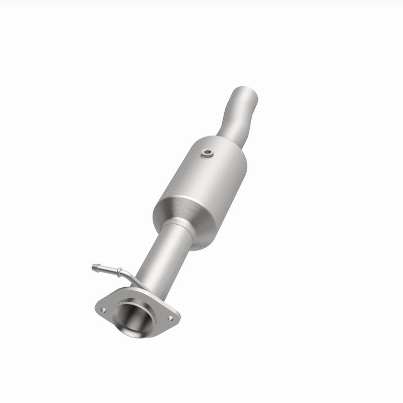 MagnaFlow 09-10 Ford F-550 Super Duty V10 6.8L Rear Underbody Direct Fit Catalytic Converter Magnaflow