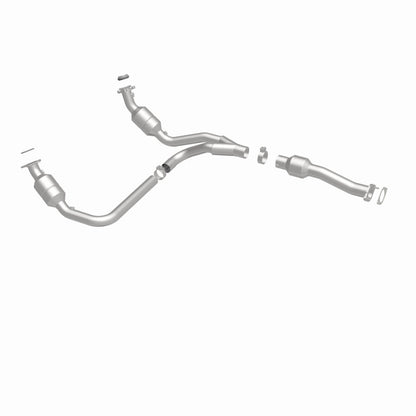 MagnaFlow Conv Direct Fit 2011-2014 Express 1500 4.3L Underbody Magnaflow