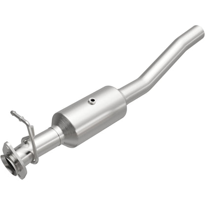 MagnaFlow 16-19 Ford F-53 V10 6.8L Underbody Direct-Fit Catalytic Converter Magnaflow