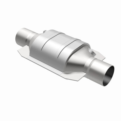 MagnaFlow Conv Univ 2.25 W/Dual O2 Boss Magnaflow