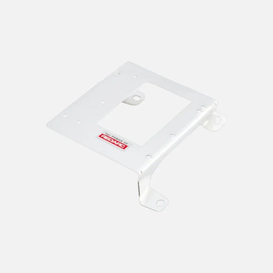 REDARC 08-11 Toyota Land Cruiser 200 - Mounting Bracket BCDC